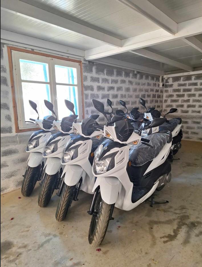 RENT A MOTOR BIKE YANNIS