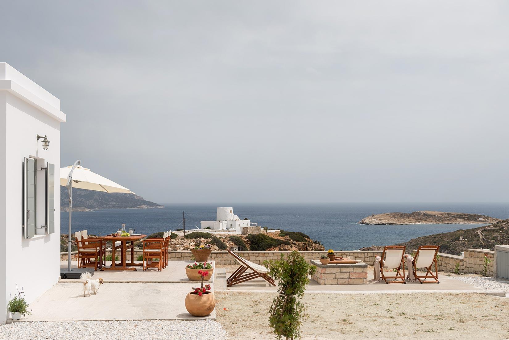 KIMOLOS HOUSES