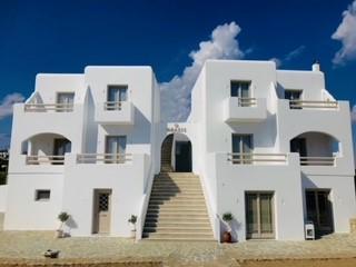 THEASIS LUXURY SUITES