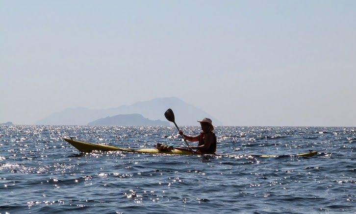 SEA KAYAK MILOS